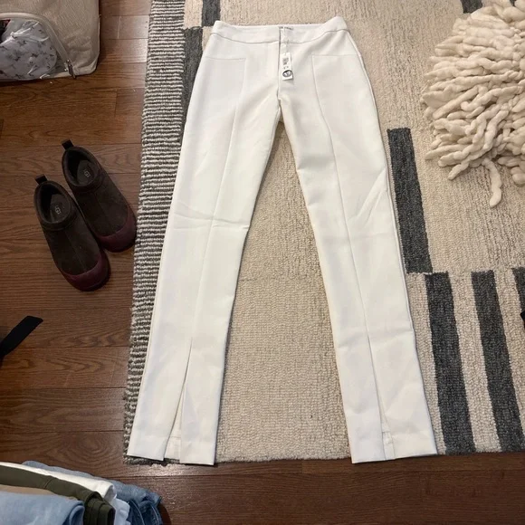 Trina Turk Women's White Straight Leg Pants - Picture 1 of 7